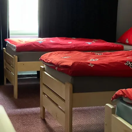 Moon Vandrerhjem Prag